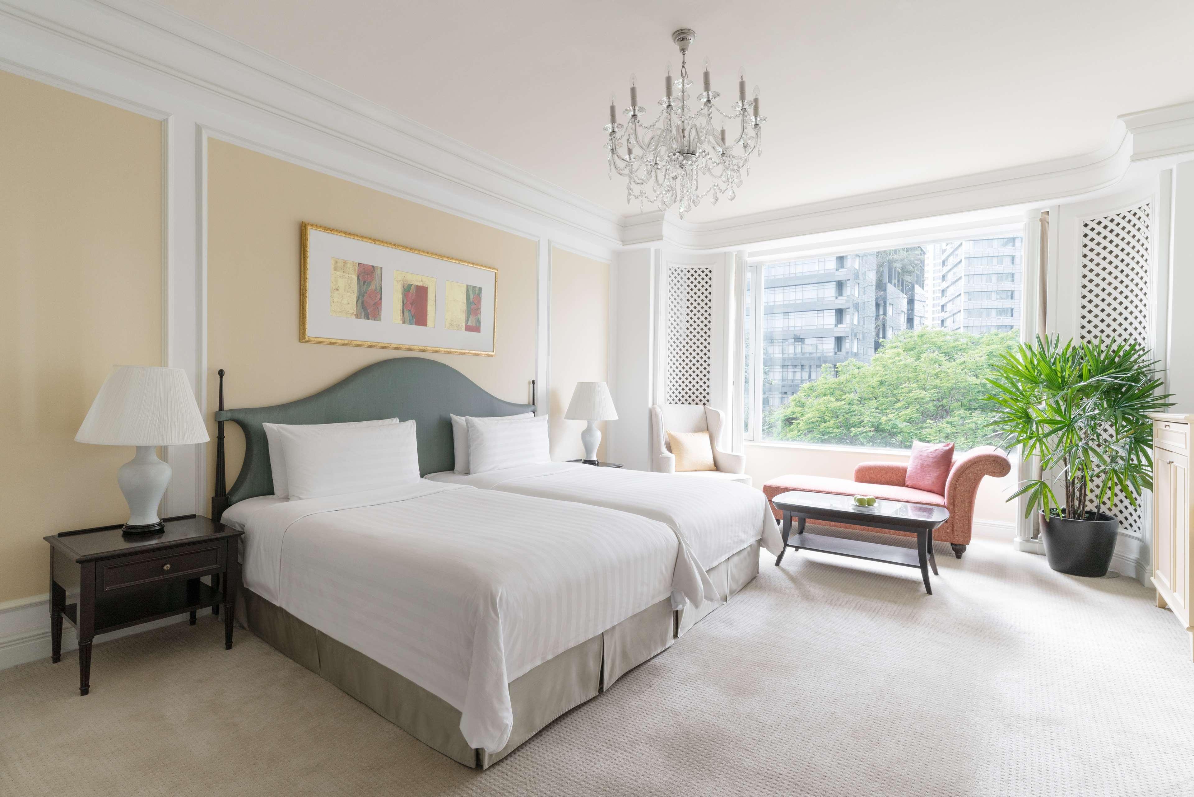 Shangri-la Khách sạn 5*