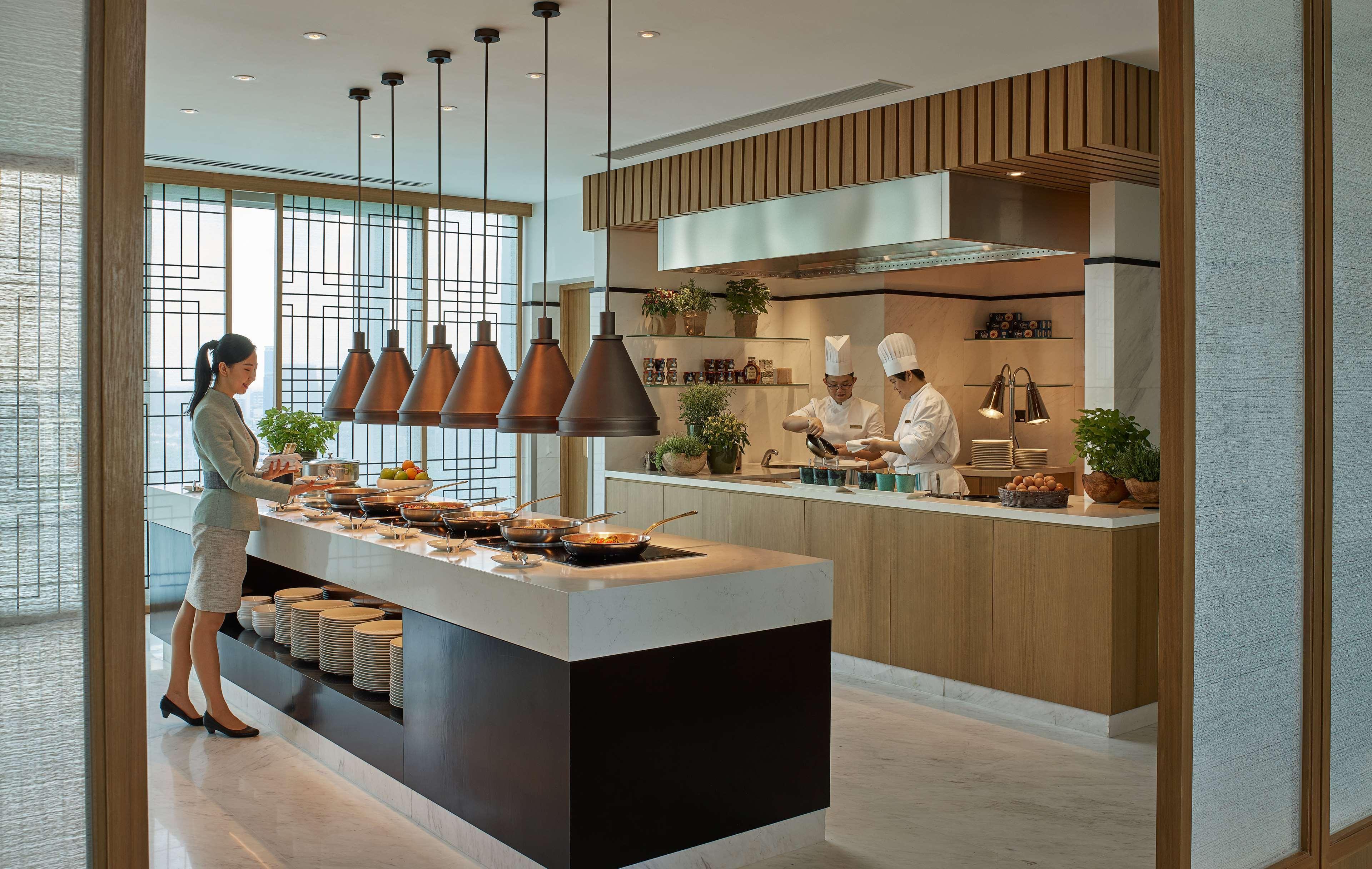 Khách sạn Shangri-la 5*